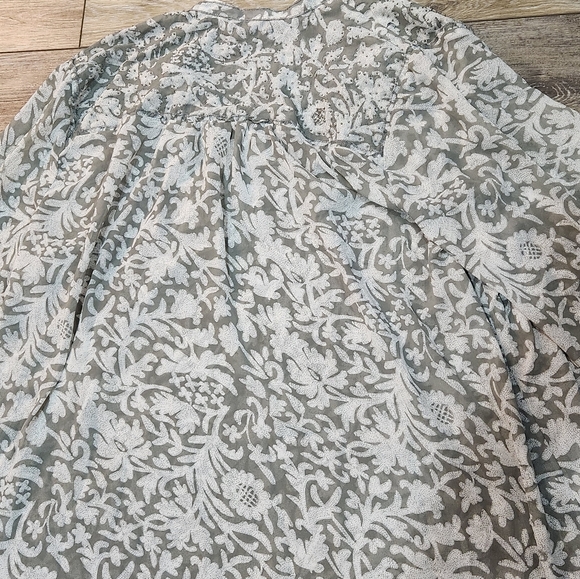 Lucky Brand Floral Boho Women's Sheer Top - Gray Size 2XL - Picture 8 of 9